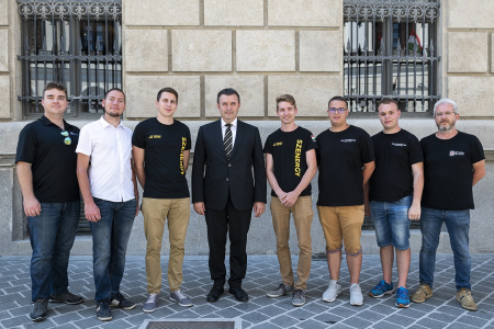Palkovics_Laszlo_Shell_Eco-marathon_magyar_csapatok Palkovics_Laszlo_Shell_Eco-marathon_magyar_csapatok
